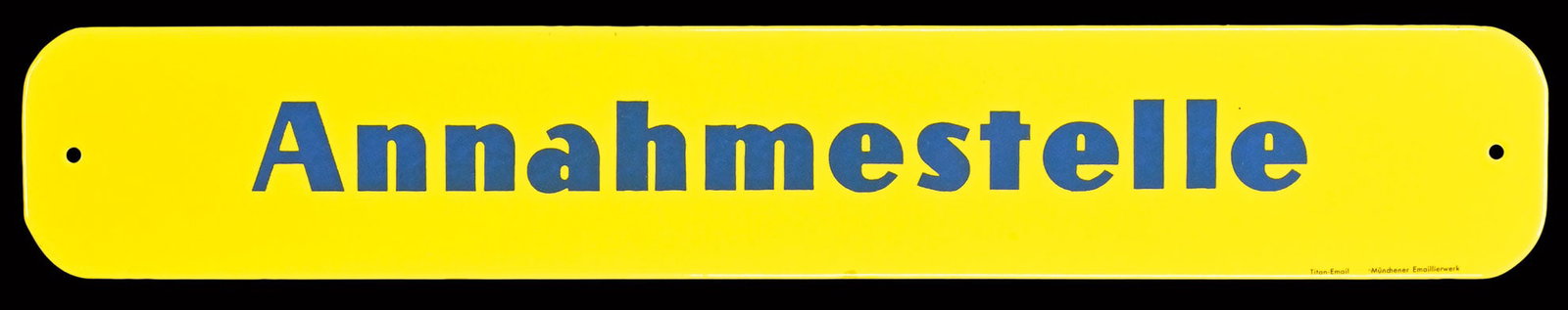 VARTA ANNAHMESTELLE | 25" PORCELAIN SIGN | SUPERB CONDITION: Porcelain sign ( Enamel sign ), stenciled, GER 1950s, 63 x 10 cm, Titan-Email - Muenchener Emaillierwerke | We do only sell old original pieces - no reproductions or fakes. We pack in house, most item