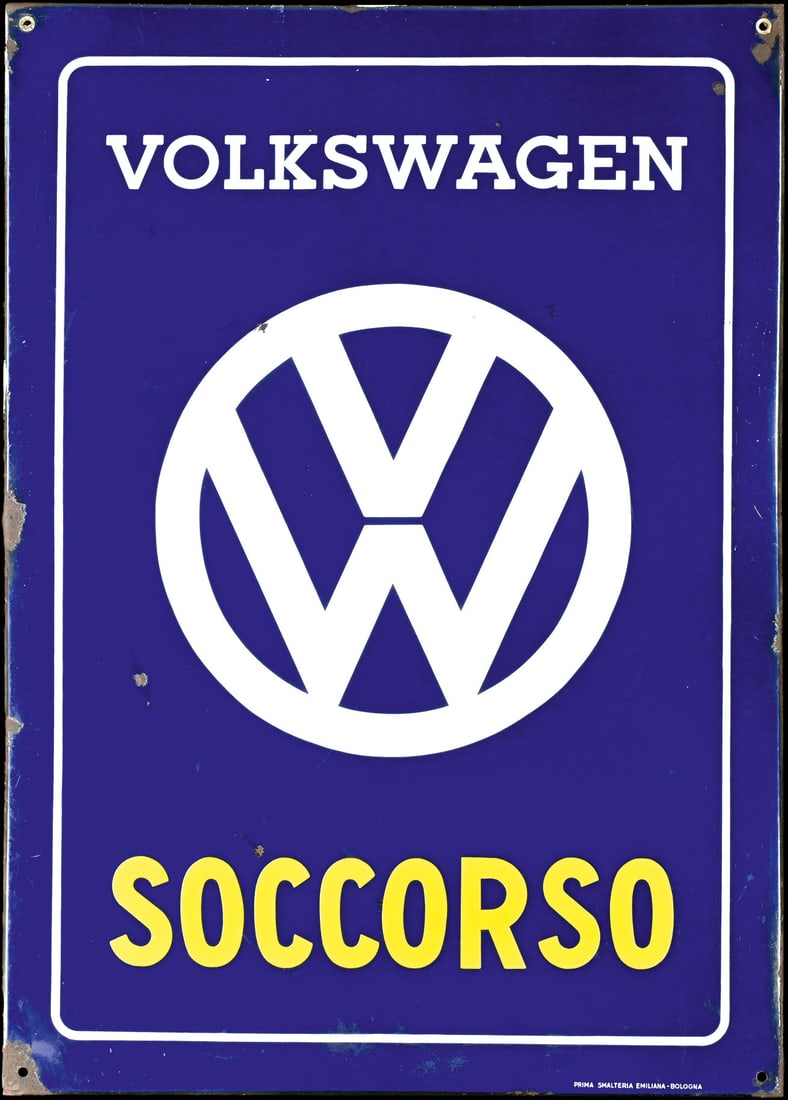 VW VOLKSWAGEN SOCCORSO | 35" PORCELAIN SIGN: Porcelain sign ( Enamel sign ), stenciled, IT around 1960, 63 x 88 cm, Prima Smalteria Emiliana - Bolzano | We do only sell old original pieces - no reproductions or fakes. We pack in house, most item