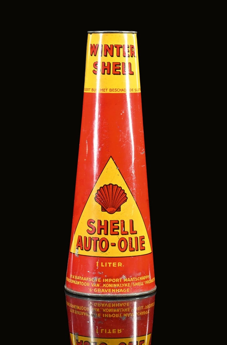 WINTER SHELL AUTO-OLIE | OIL CAN: Oil can, tin, filling capacity 1 l, NL around 1930, H 27 cm, still with original content and sealed, here the rarity with "Winter Shell" | We do only sell old original pieces - no reproductions or fak