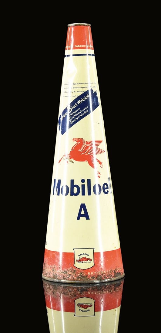 MOBILOEL A | OIL CAN: Oil can, tin, filling capacity 1 l, GER around 1950, H 31 cm, still filled and sealed | We do only sell old original pieces - no reproductions or fakes. We pack in house, most items can be shipped ove