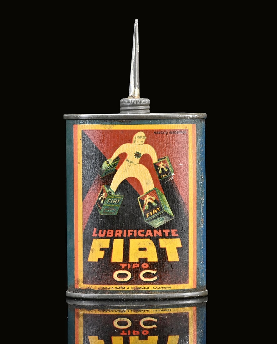 LUBRIFICANTE FIAT | OIL CAN: Oil can, tin, filling capacity 0.1 l, IT 1920s, H 15 cm, S.A.R.D. Diana Co. Genua, another small piece from the Fiat series by Marcelo Nizzoli. The lithograph is very beautifully preserved | We do onl