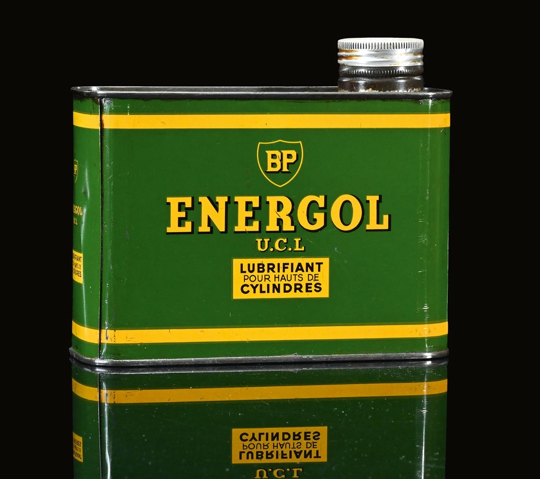 BP ENERGOL U.C.L | OIL CAN: Oil can, tin, filling capacity 1 l, F 1950s, H 14 cm, still with the original screw cap | We do only sell old original pieces - no reproductions or fakes. We pack in house, most items can be shipped o