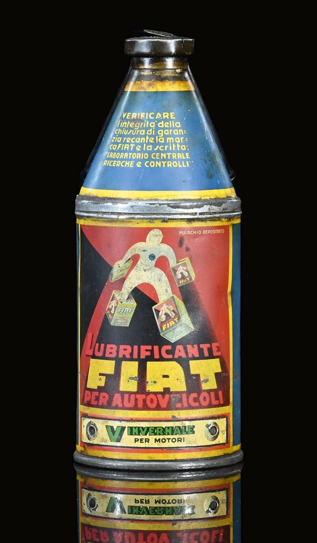 LUBRIFICANTE FIAT | OIL CAN: Oil can, tin, filling capacity 0.5 l, IT around 1930, H 19 cm, Metalgraf D.M. Milano, a can that, in its day, recognized the power of captivating graphic design - the design is by Marcelo Nizzoli, one