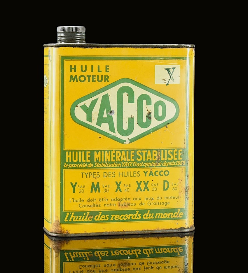 YACCO X | OIL CAN: Oil can, tin, filling capacity 2 l, F 1930s, H 33 cm, still with the original screw cap | We do only sell old original pieces - no reproductions or fakes. We pack in house, most items can be shipped o