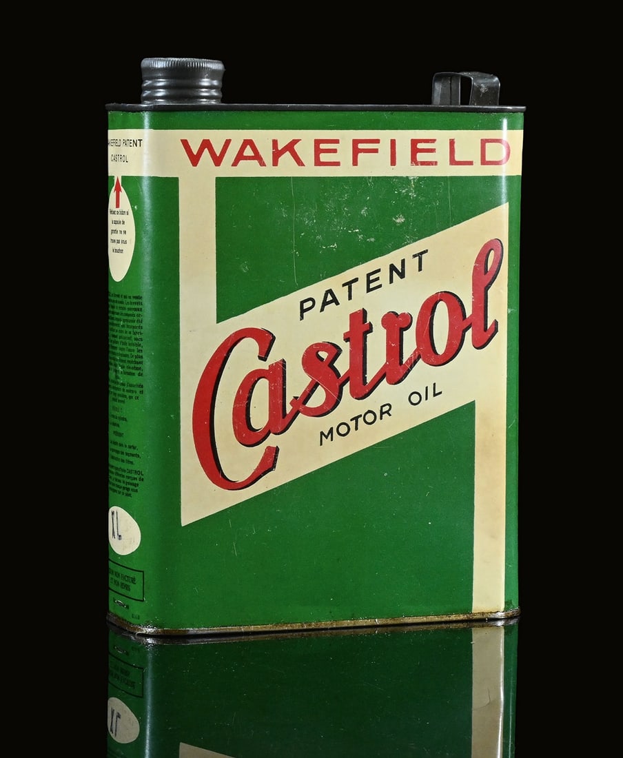 WAKEFIELD CASTROL MOTOR OIL | OIL CAN: Oil can, tin, filling capacity 2 l, F around 1950, H 23 cm, still with the old screw cap | We do only sell old original pieces - no reproductions or fakes. We pack in house, most items can be shipped 