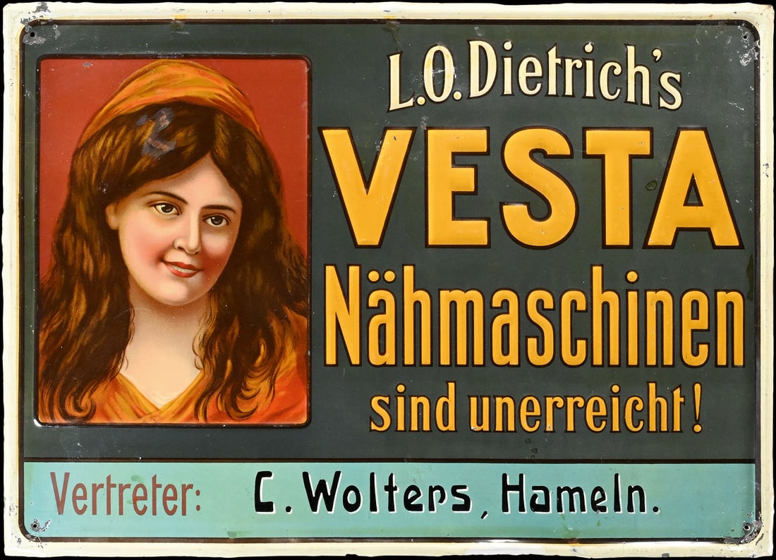 VESTA NAEHMASCHINEN | PORCELAIN SIGN | (2): Porcelain sign ( Enamel sign ), convex, stenciled and lithographed, GER 1930s, 50 x 33 cm, the small border damages have been touched up, perfect colors | We do only sell old original pieces - no repr