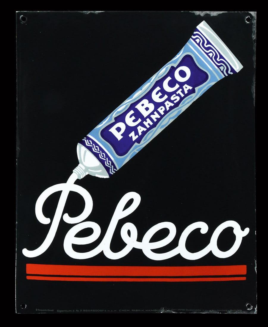 PEBECO | SUPER RARE PORCELAIN SIGN BY FRIES | (1): Porcelain sign ( Enamel sign ), convex, stenciled, GER 1921, 40 x 50 cm, Frankfurter Emaillirwerke G.m.b.H, Neu-Isenburg u. Berlin, design: Fries, early production, the brand name stands out against t