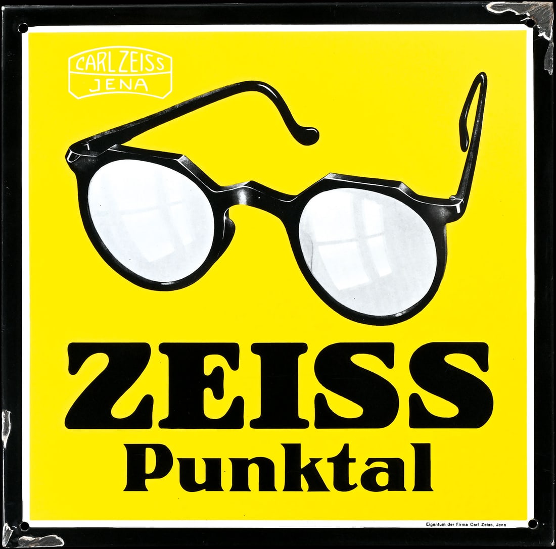 ZEISS PUNKTAL | PORCELAIN SIGN | (2+): Porcelain sign ( Enamel sign ), stenciled and lithographed, GER around 1930, 48 x 48 cm, the small version of the Punktal glasses, gloss and colors wonderfully preserved | We do only sell old original