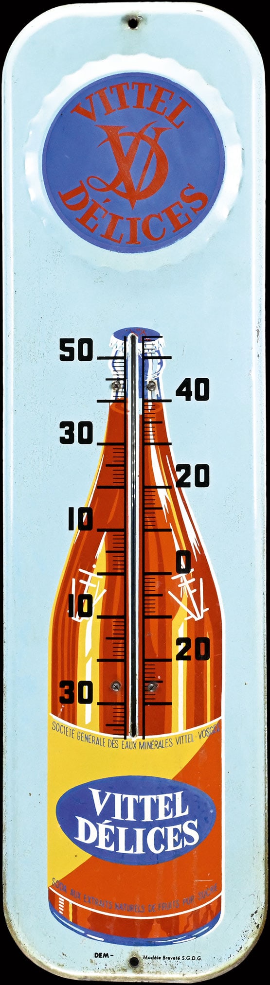 VITTEL DELICES | TIN SIGN | (1-2): Tin sign, integrated thermometer (original and working), F 1950s, 19 x 69 cm, DEM - S.G.D.G., the back still with old wooden tube protection | We do only sell old original pieces - no reproductions or