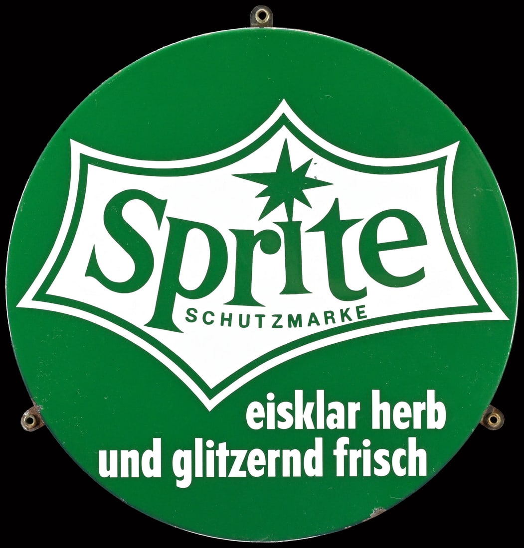 SPRITE - EISKLAR HERB UND GLITZENRD FRISCH | 15.75" PORCELAIN SIGN | (1): Porcelain sign ( Enamel sign ), stenciled, AT 1968, diam. 40 cm, Austria Email | We do only sell old original pieces - no reproductions or fakes. We pack in house, most items can be shipped overseas. 