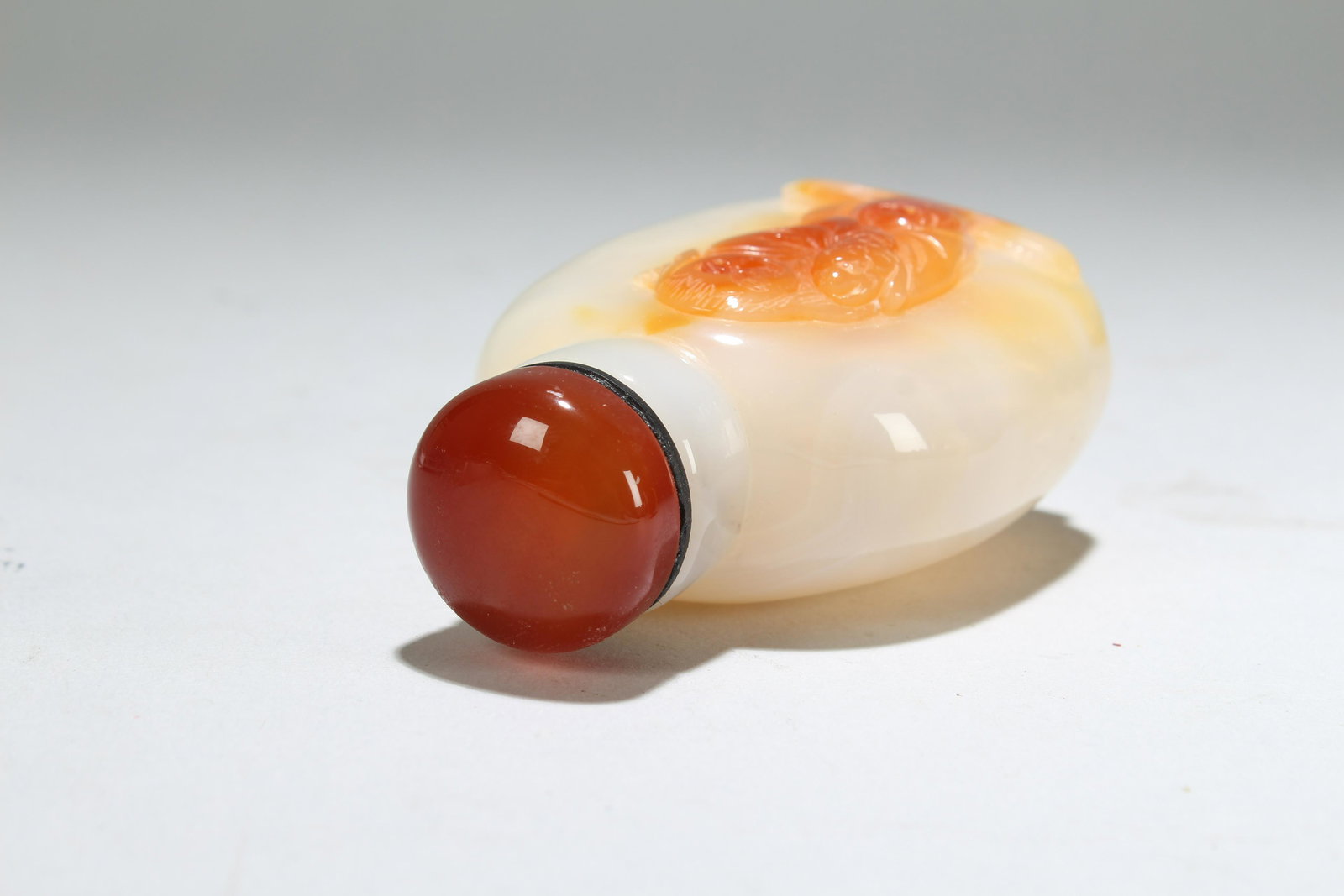 Chinese Agate-curving Snuff Bottle - 3