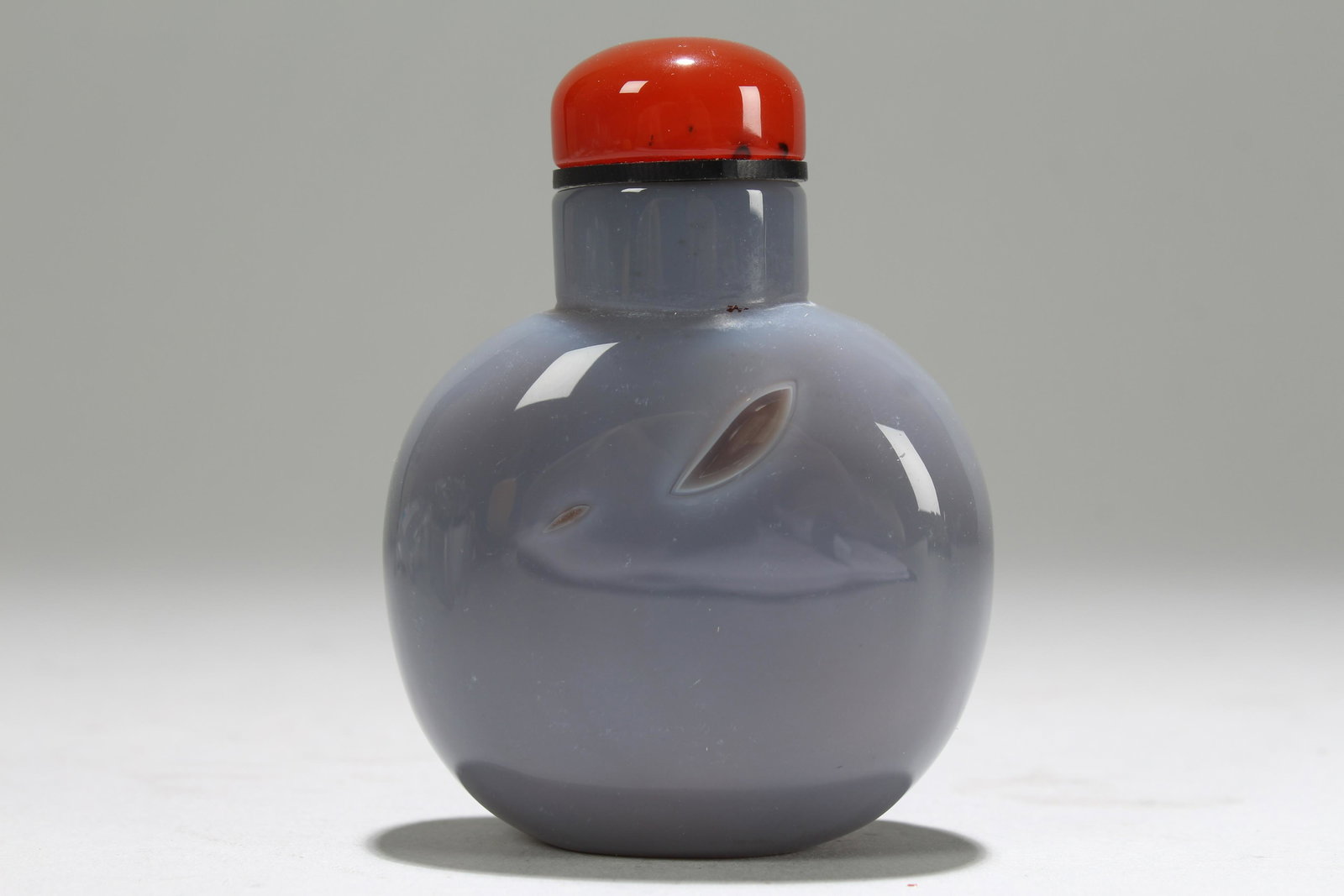 Chinese Agate-curving Snuff Bottle - 2