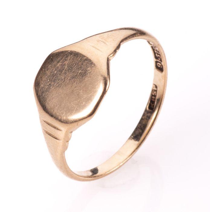 NO RESERVE PRICE 9ct Gold Signet Ring (1 of 7)