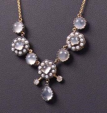 9 kt. Yellow gold - Moonstone Necklace with pendant (1 of 2)