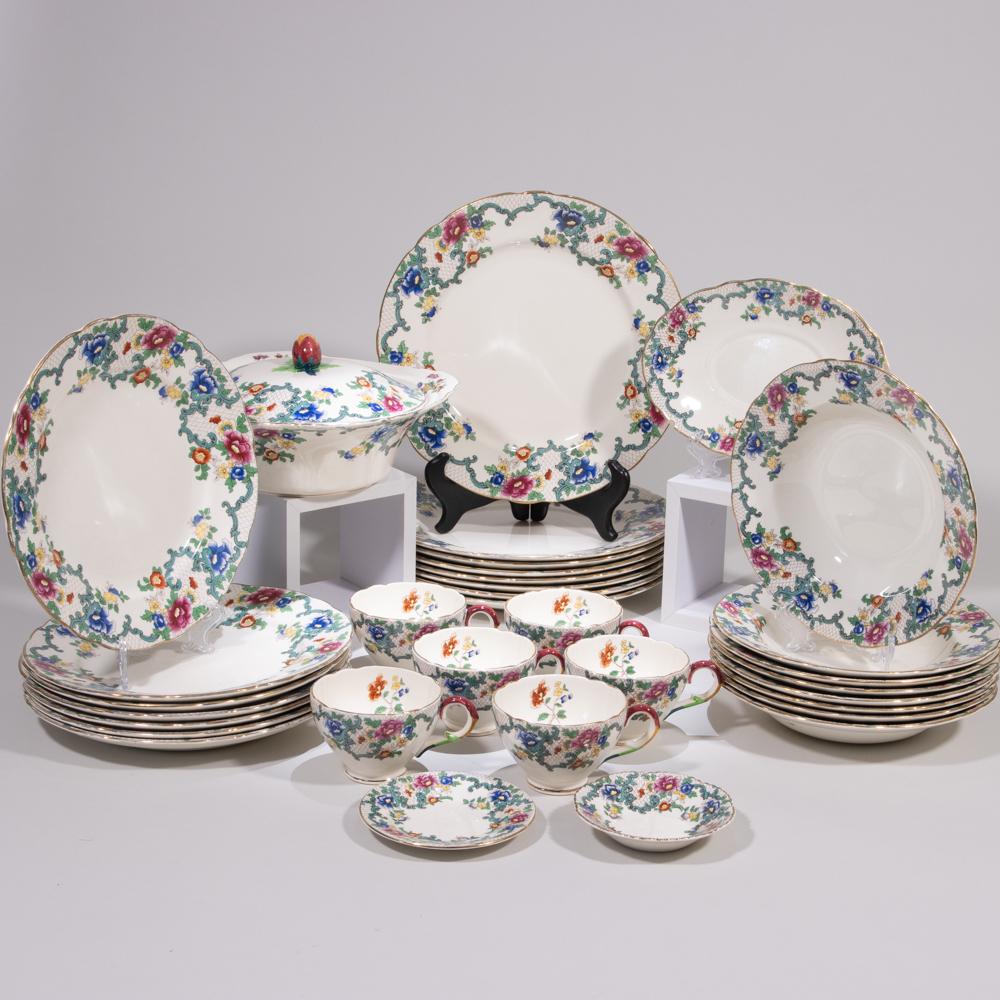 Royal Cauldon Porcelain 33 Piece Dinner Service (1 of 13)