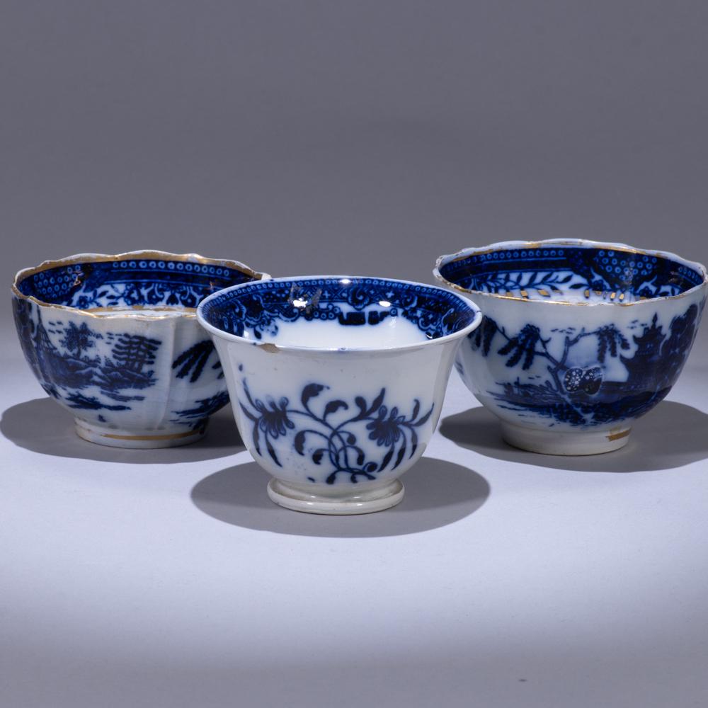 New Hall Chinese Blue & White Porcelain Teacups ca. (1 of 12)