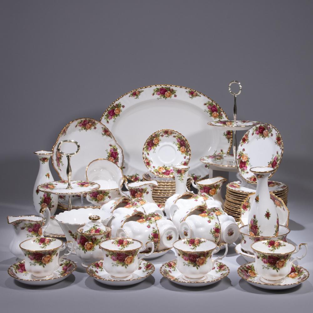 Royal Albert Country Roses 75x Porcelain Service (1 of 20)