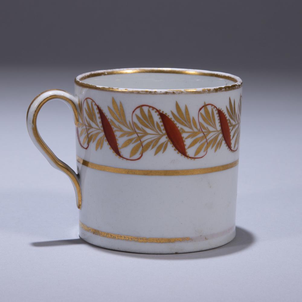 John Rose Coalport Porcelain Coffee Can ca. 1805: 90 x 65 x 65mm. Please study all photographs carefully to get an accurate representation of the item. We offer in-house shipping internationally (US and rest of the world. Dispatched from the UK). We