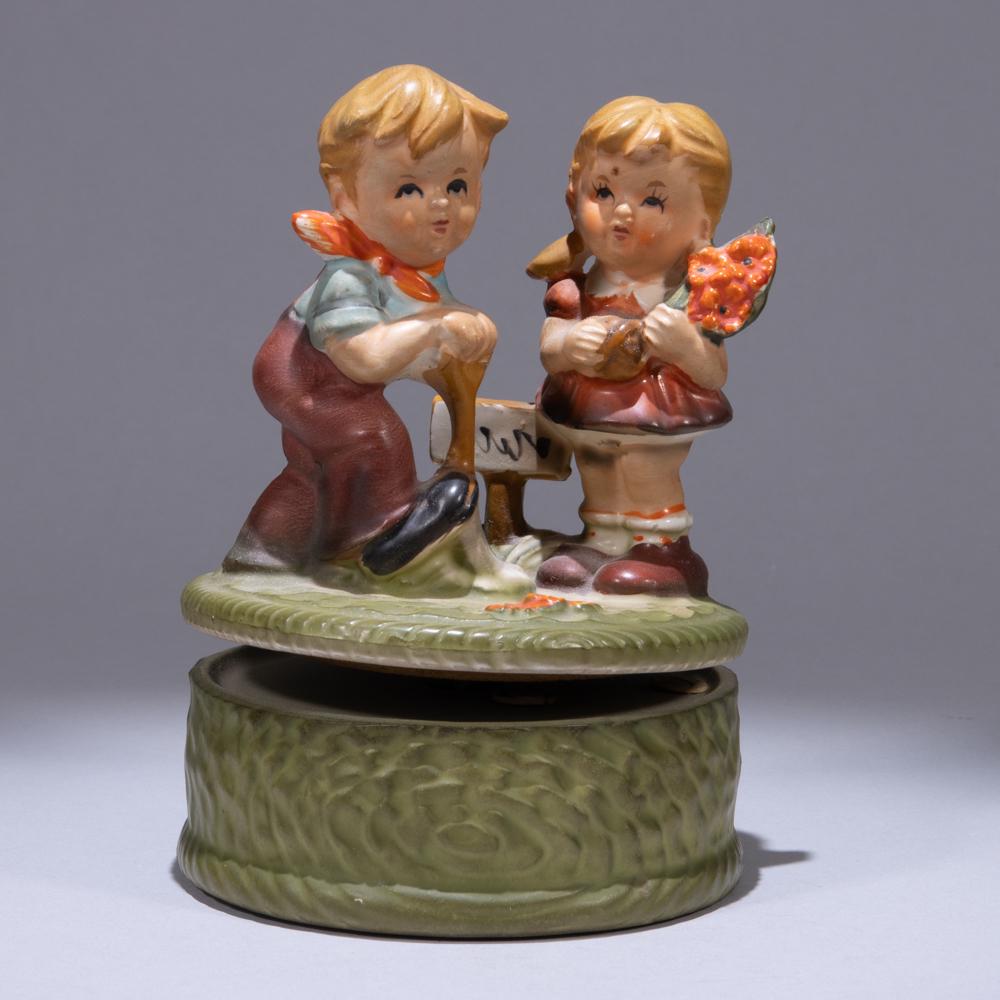 Goebel Hummel Musical Revolving Box: 110 x 110 x 150mm. Please study all photographs carefully to get an accurate representation of the item. We offer in-house shipping internationally (US and rest of the world. Dispatched from the UK).