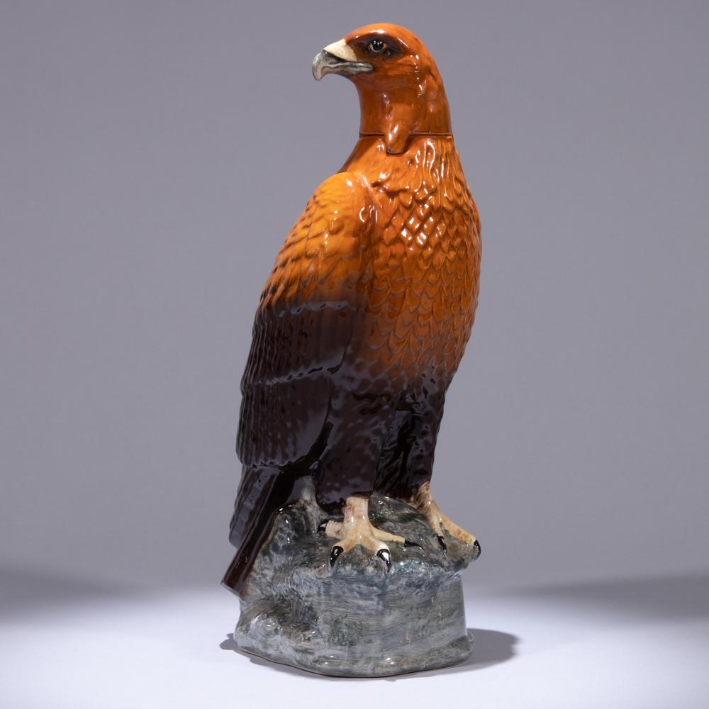 Porcelain Whisky Decanter Eagle Sculpture: 130 x 110 x 260 mm. Please study all photographs carefully to get an accurate representation of the item. We offer in-house shipping internationally (US and rest of the world. Dispatched from the UK).