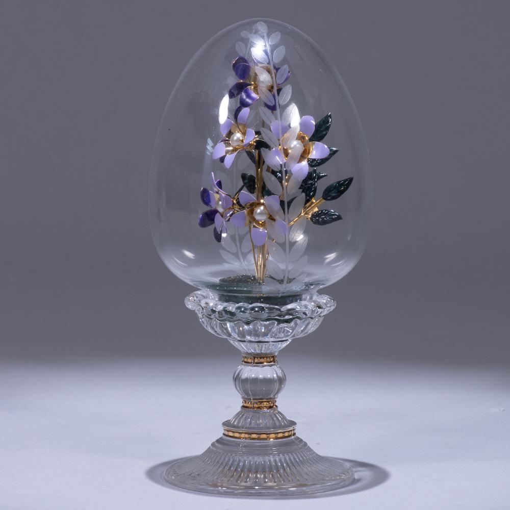 House of Faberge Crystal Egg with Enamel & Gold Flowers: 75 x 75 x150mm. Please study all photographs carefully to get an accurate representation of the item. We offer in-house shipping internationally (US and rest of the world. Dispatched from the UK). We 