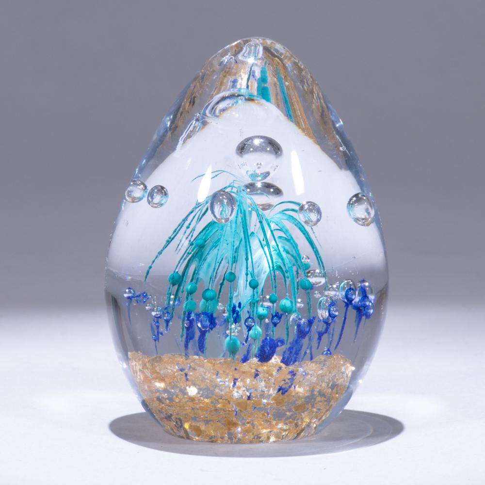 Studio Art Vintage Ocean Glass Paperweight (1 of 7)