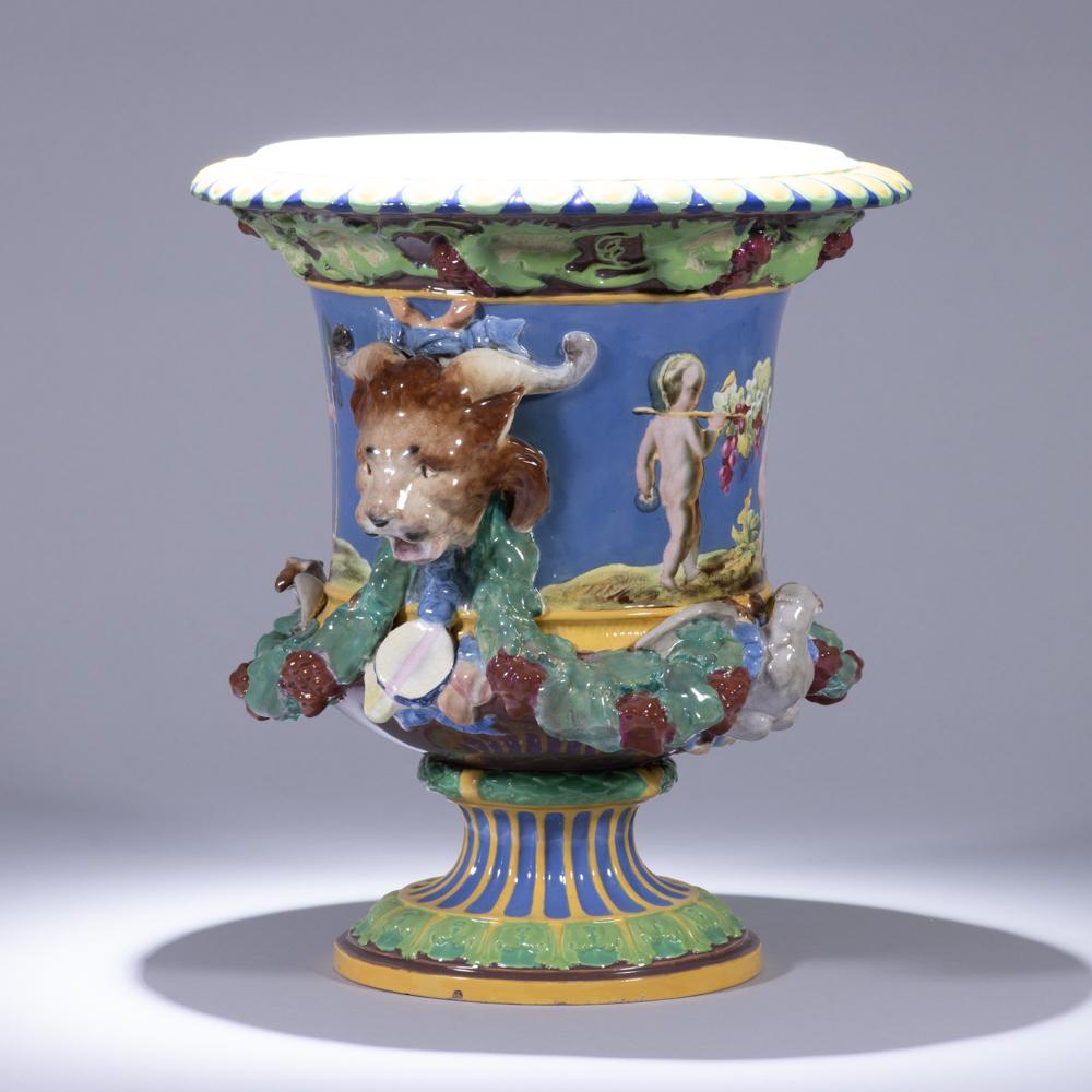 Large Minton Majolica Bacchus Vase 19th Century: 270 x 270 x 320mm. Please study all photographs carefully to get an accurate representation of the item. We offer in-house shipping internationally (US and rest of the world. Dispatched from the UK). 