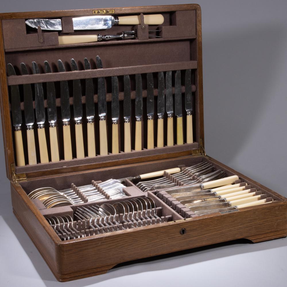 Mappin & Webb Silver Plate Cutlery Canteen 74x Pc (1 of 14)