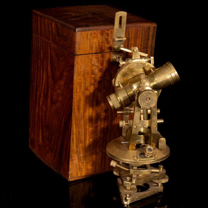 Brass Theodolite Telescope 19th Century (1 of 7)