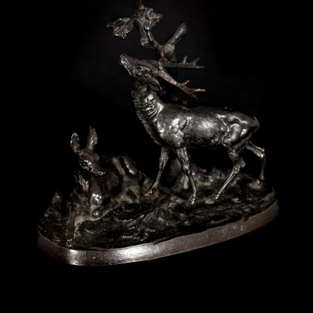 Cast Iron Deer Sculpture: Please study all photographs carefully to get an accurate representation of the item. We offer in-house shipping internationally (US and rest of the world. Dispatched from the UK). We aim to ship all