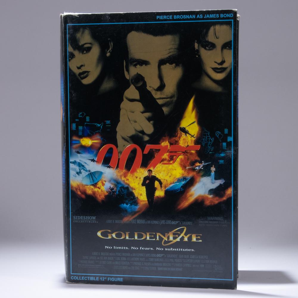 007 Golden Eye 12" Sideshow Figure James Bond (1 of 11)