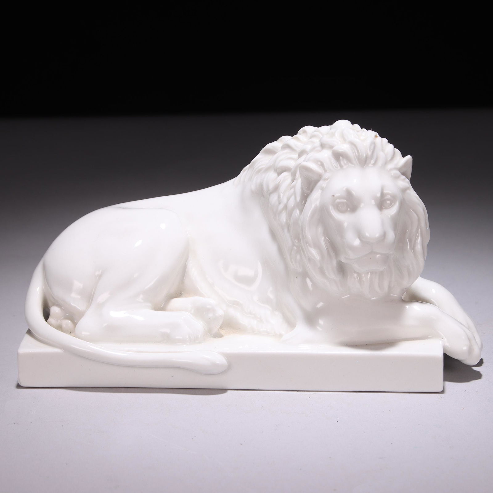 Royal Copenhagen Porcelain Lion Sculpture Bertel Thorvaldsen (1 of 7)