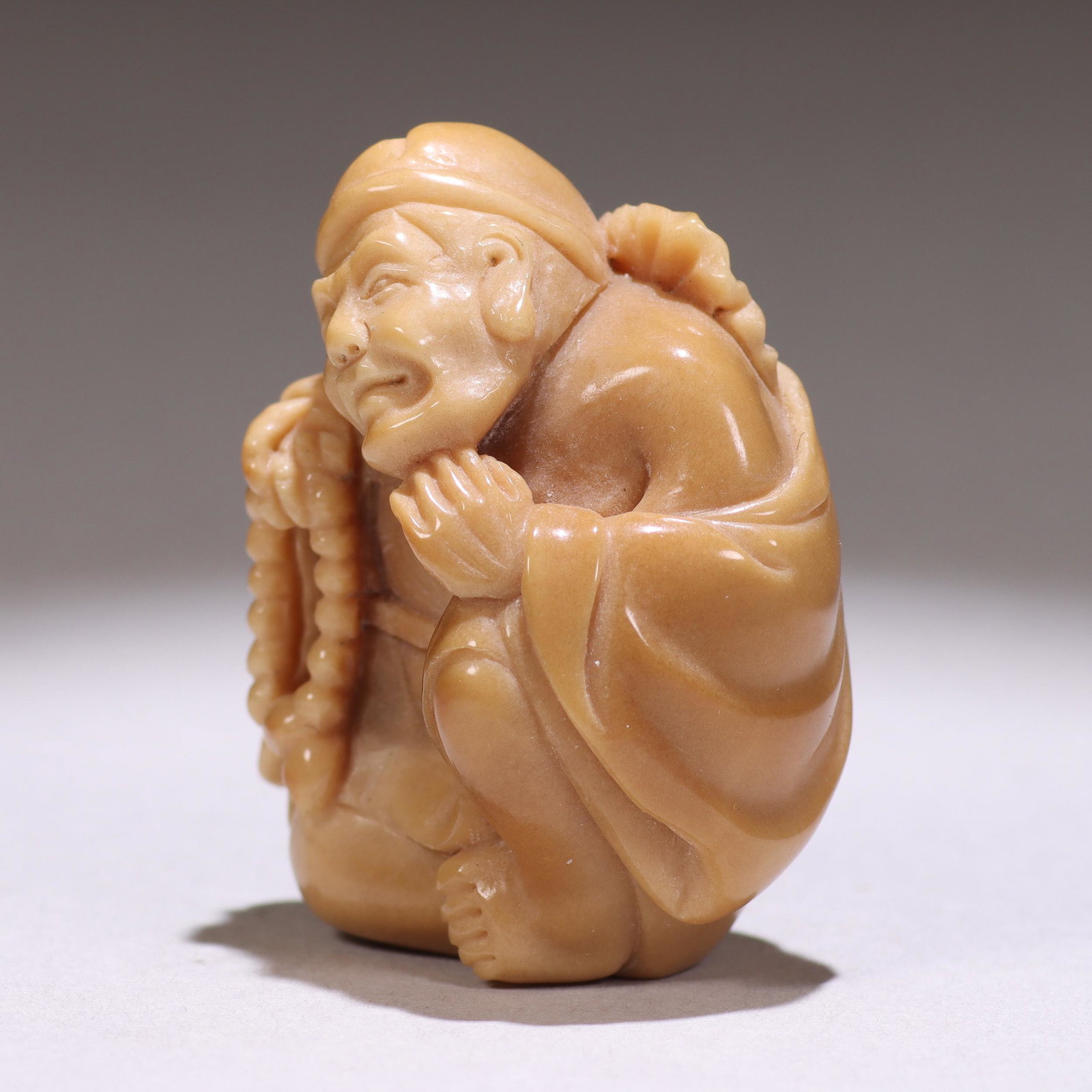 Japanese Meiji Netsuke Figure: Please study all photographs carefully to get an accurate representation of the item. Please message us for information on dimensions/condition report. We offer in-house shipping internationally (US a