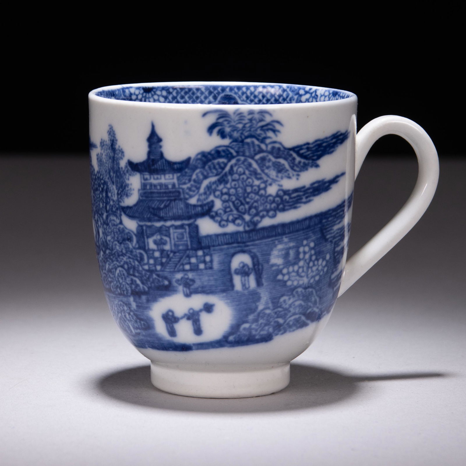 18th Century Caughley Porcelain Chinese Style Teacup (1 of 6)