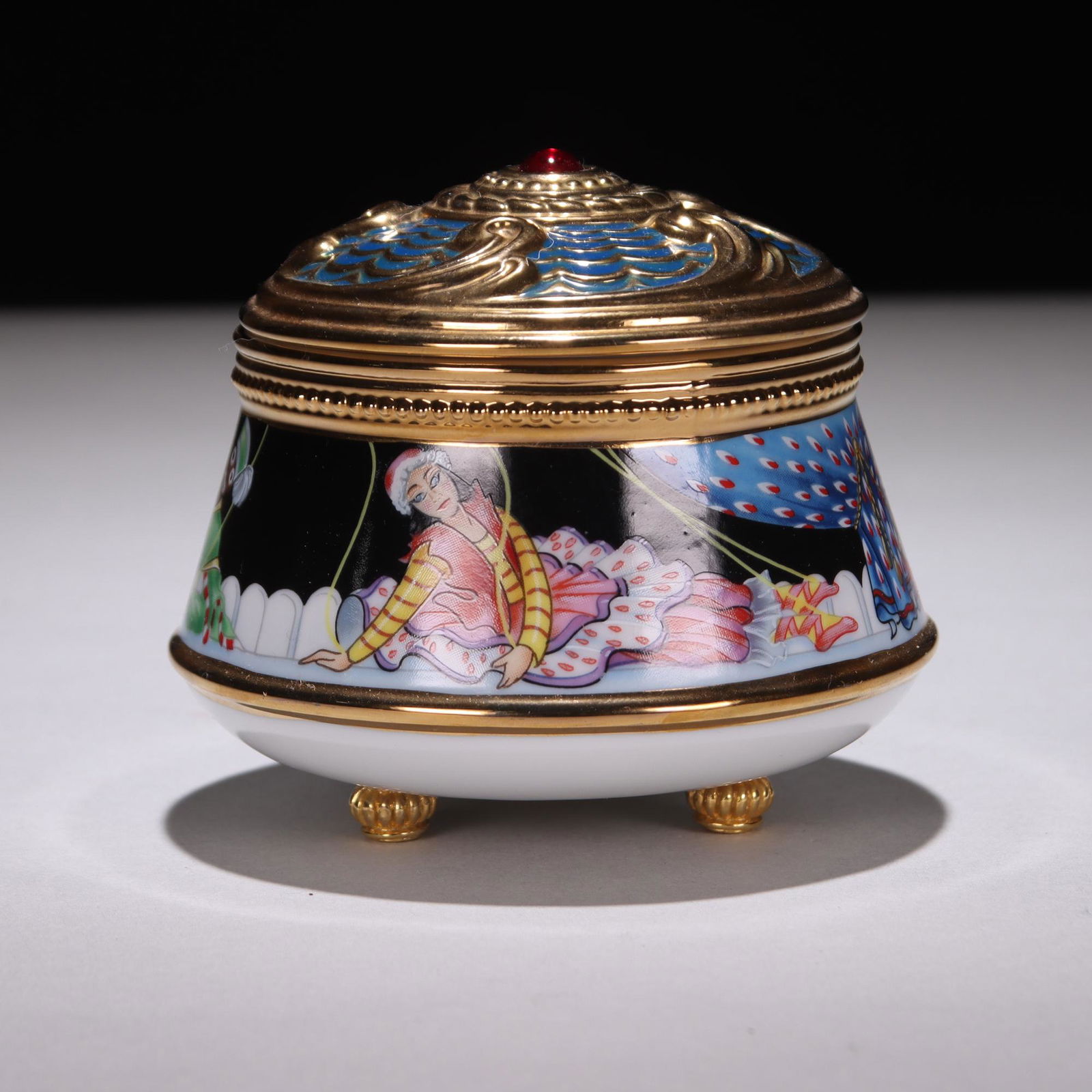 House Of Faberge Franklin Mint 24 Kt Porcelain Musical Box