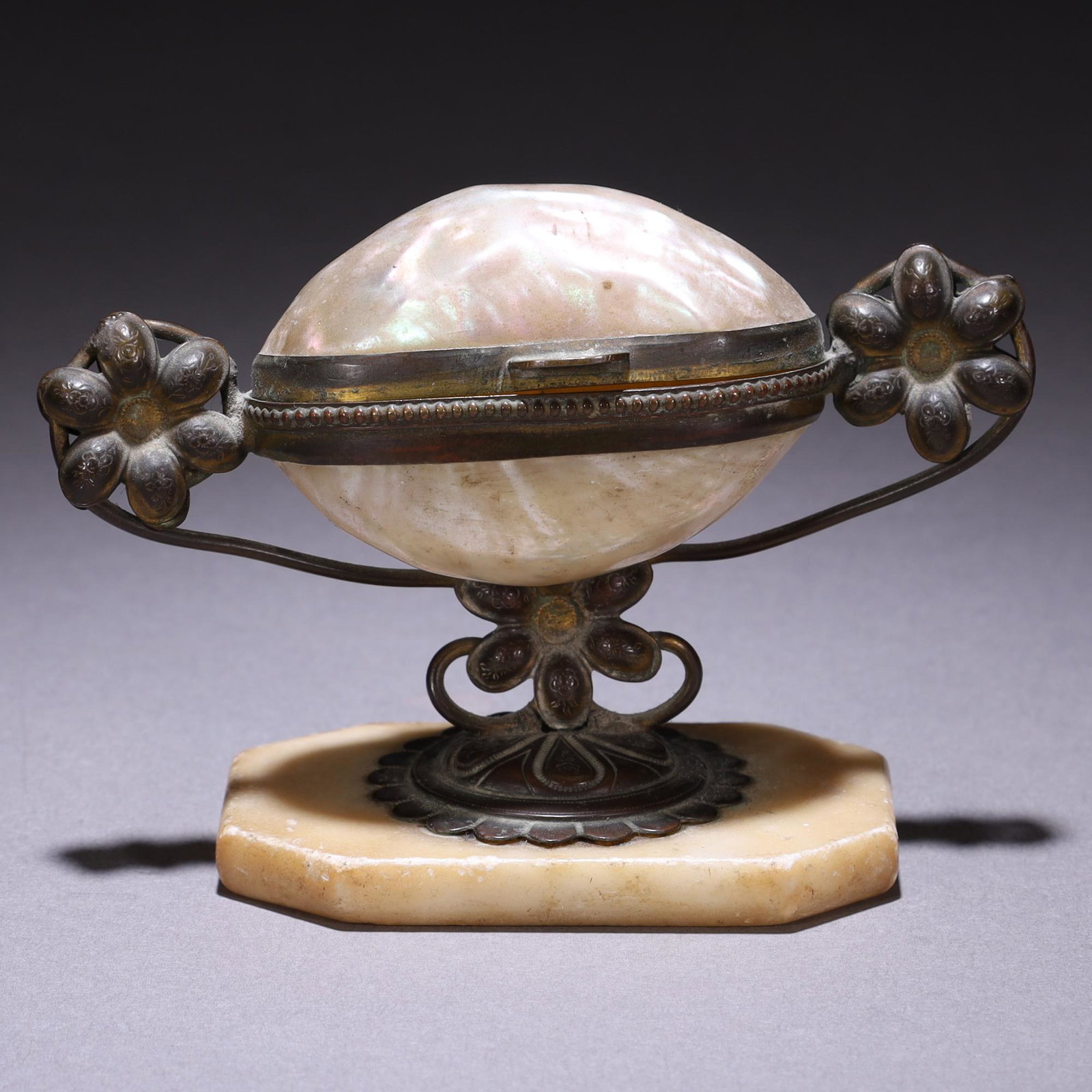 Mother of Pearl Shell Novelty Trinket Box on Pedestal: MEASURING APPROX 11 X 8CM X 4.5CM. Please carefully study all photographs to get an accurate idea of the object. In good condition, as seen. Shipping is in-house and we ship internationally to US and 