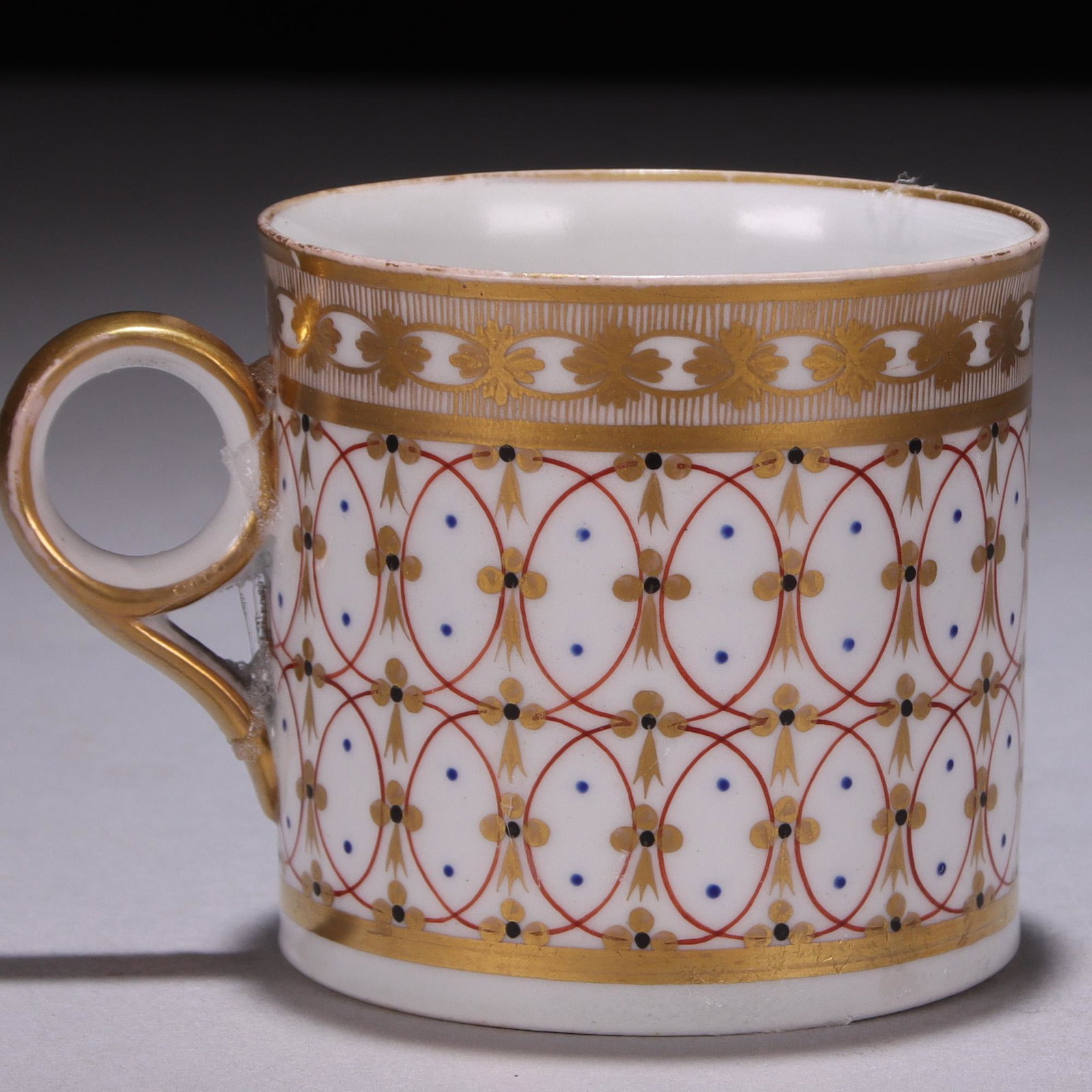 18th Century Minton Porcelain Coffee Cup: MEASURING APPROX 8.5 X 6CM. Please study all photographs carefully to get an accurate representation of the item. We offer in-house shipping internationally (US and rest of the world. Dispatched from 