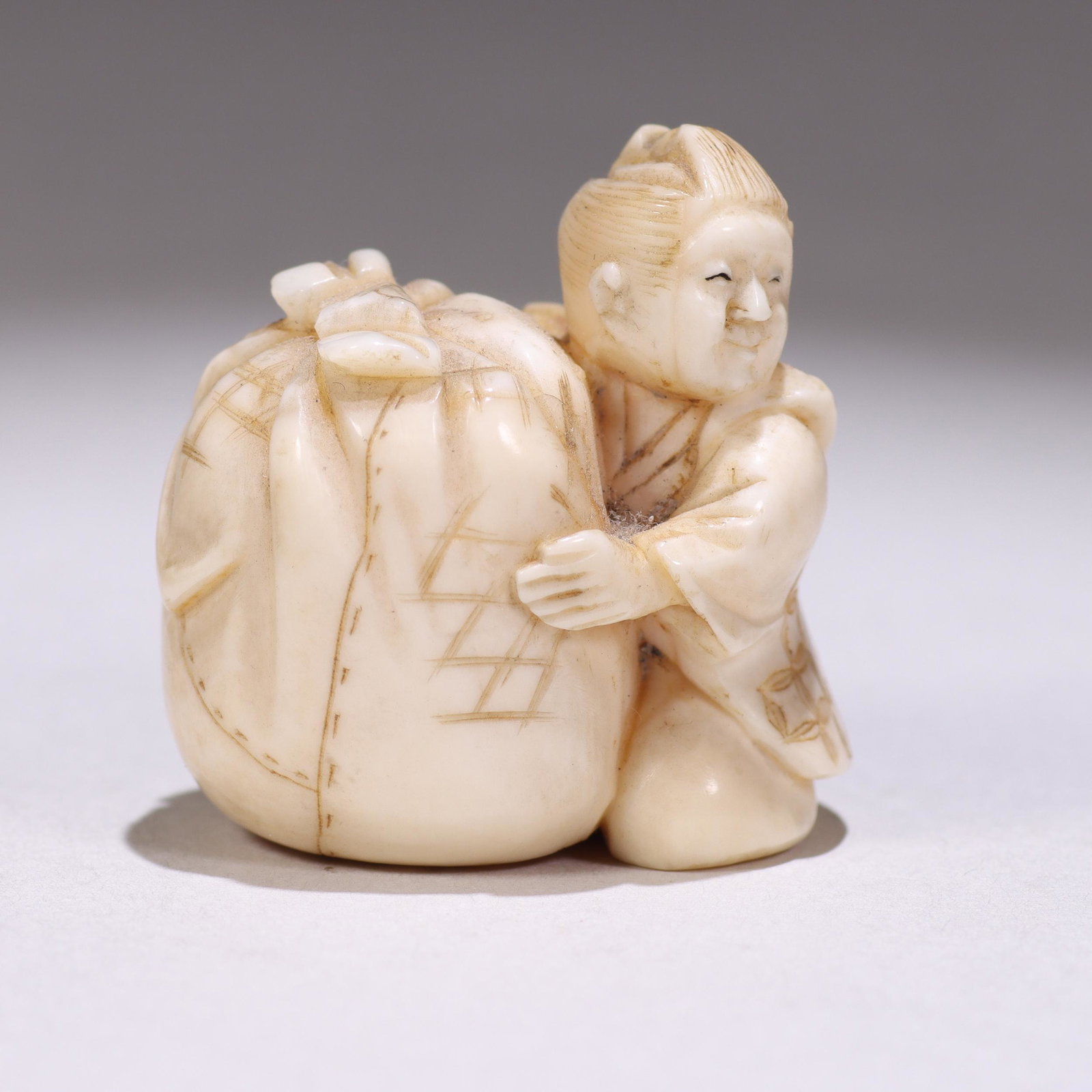 Japanese Signed Meiji Netsuke Figure: Please study all photographs carefully to get an accurate representation of the item. Please message us for information on dimensions/condition report. We offer in-house shipping internationally (US a