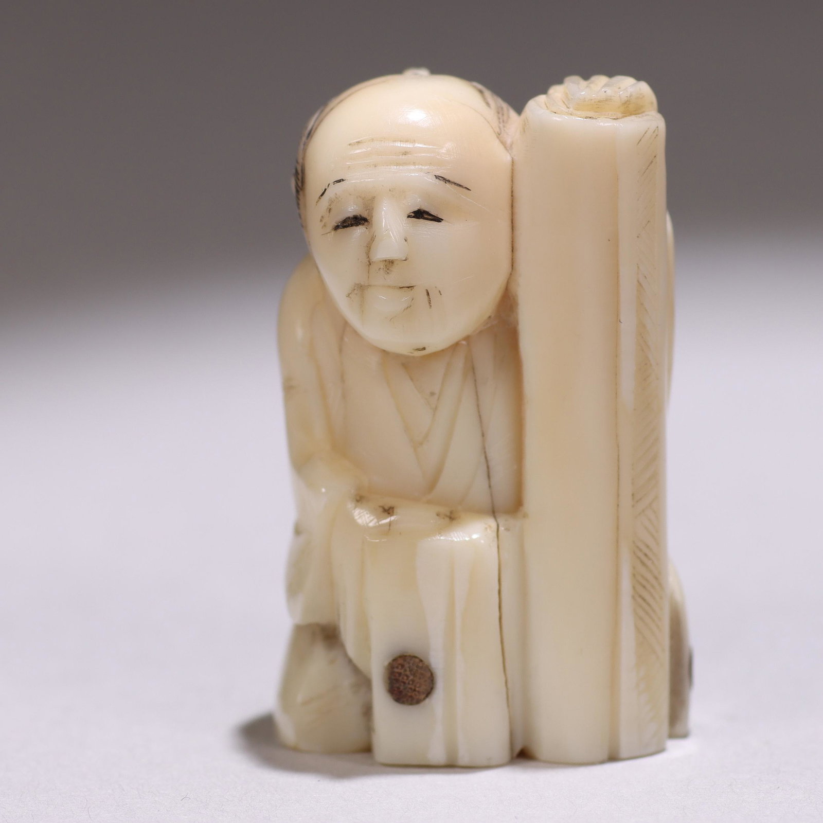 Japanese Meiji Netsuke Figure: Please study all photographs carefully to get an accurate representation of the item. Please message us for information on dimensions/condition report. We offer in-house shipping internationally (US a