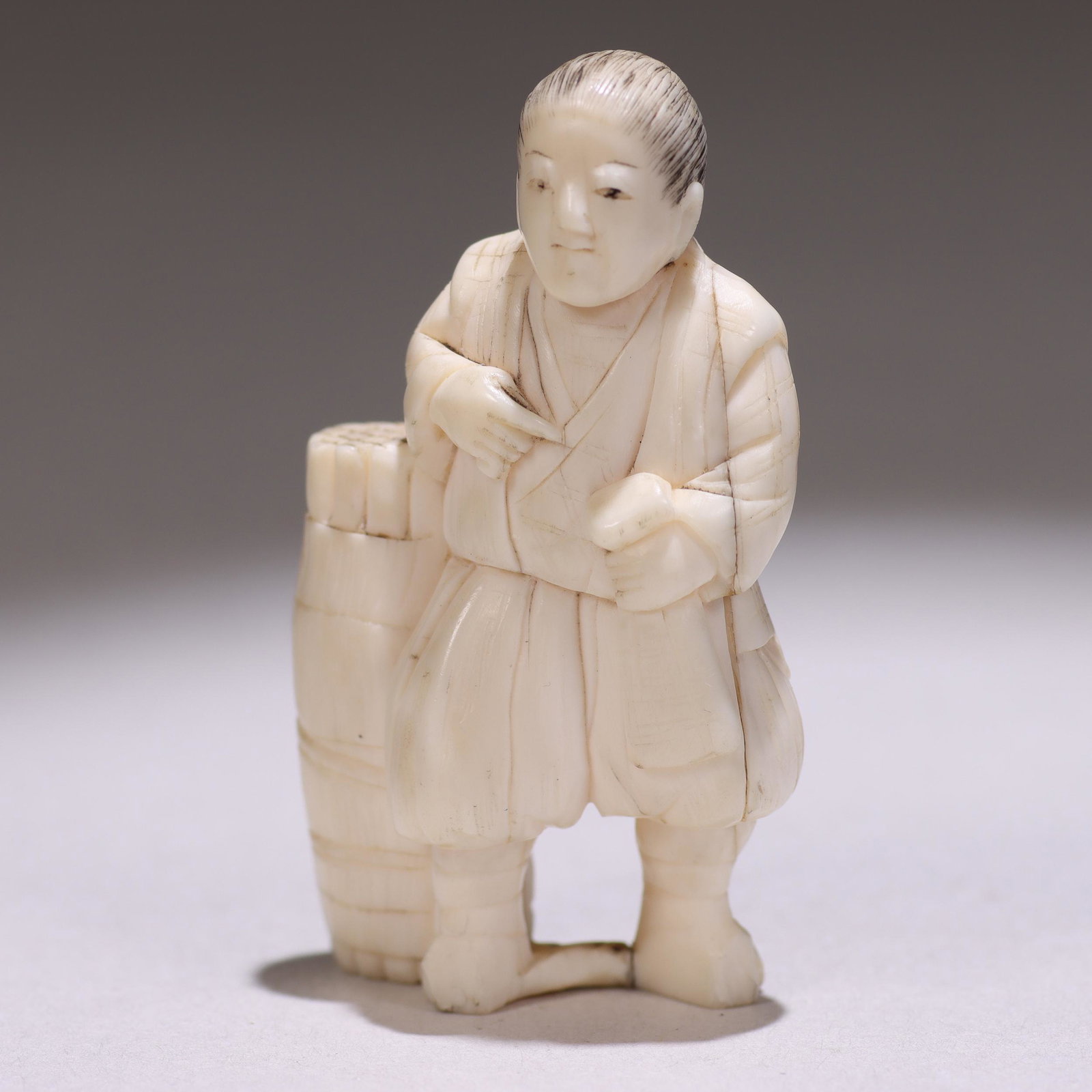 Japanese Meiji Netsuke Figure: Please study all photographs carefully to get an accurate representation of the item. Please message us for information on dimensions/condition report. We offer in-house shipping internationally (US a