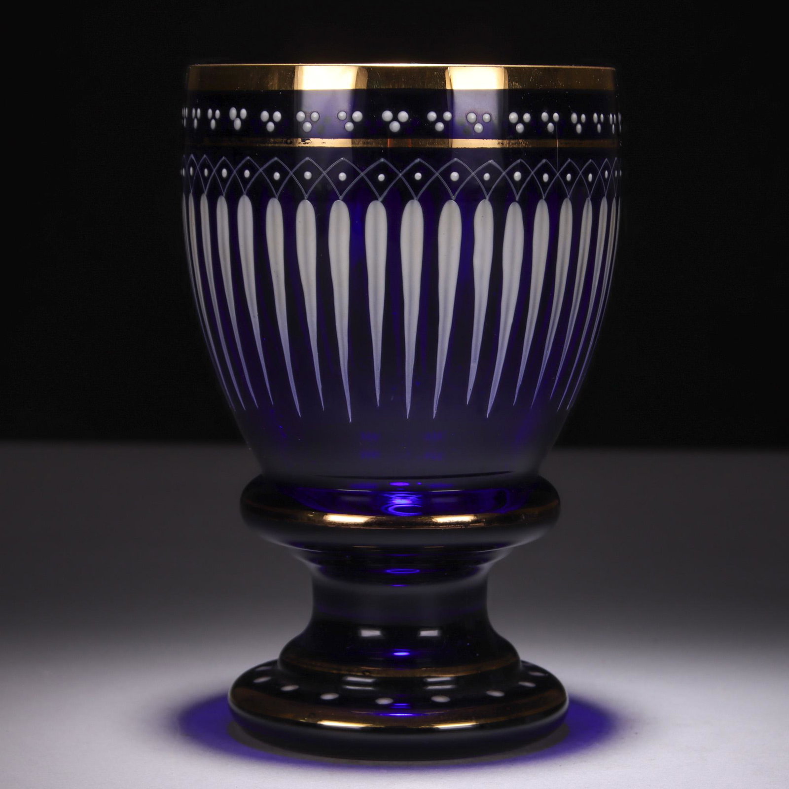 Bristol Blue 24 KT Gold Enamel Glass Goblet: MEASURING APPROX 14 X 9CM. Please study all photographs carefully to get an accurate representation of the item. We offer in-house shipping internationally (US and rest of the world. Dispatched from t