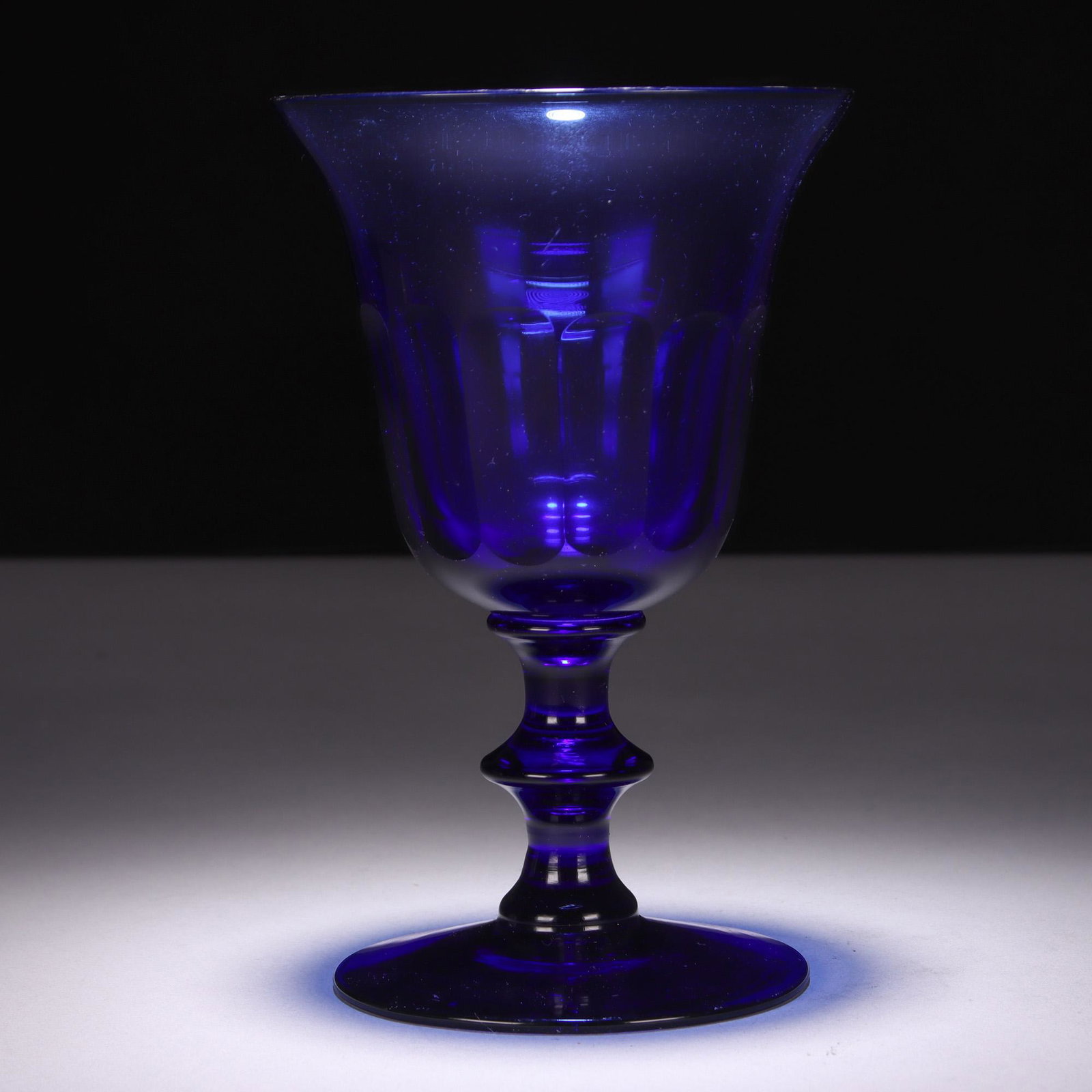Bristol Blue Glass Goblet: MEASURING APPROX 13.5 X 8.5CM. Please study all photographs carefully to get an accurate representation of the item. We offer in-house shipping internationally (US and rest of the world. Dispatched fr