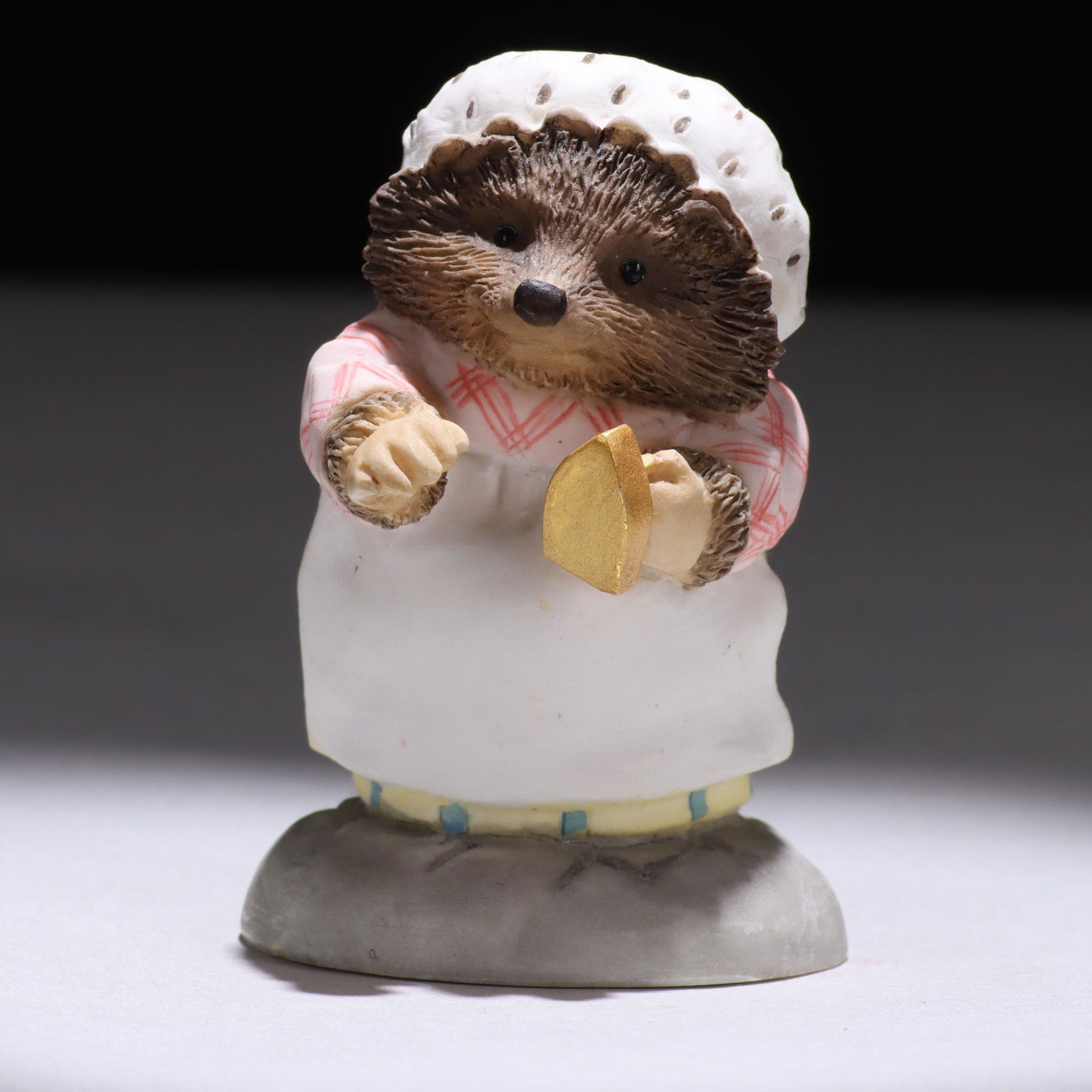 Peter Rabbit Beatrix Potter Sculpture Limited Edition: MEASURING APPROX 6 X 4CM. Please study all photographs carefully to get an accurate representation of the item. We offer in-house shipping internationally (US and rest of the world. Dispatched from th