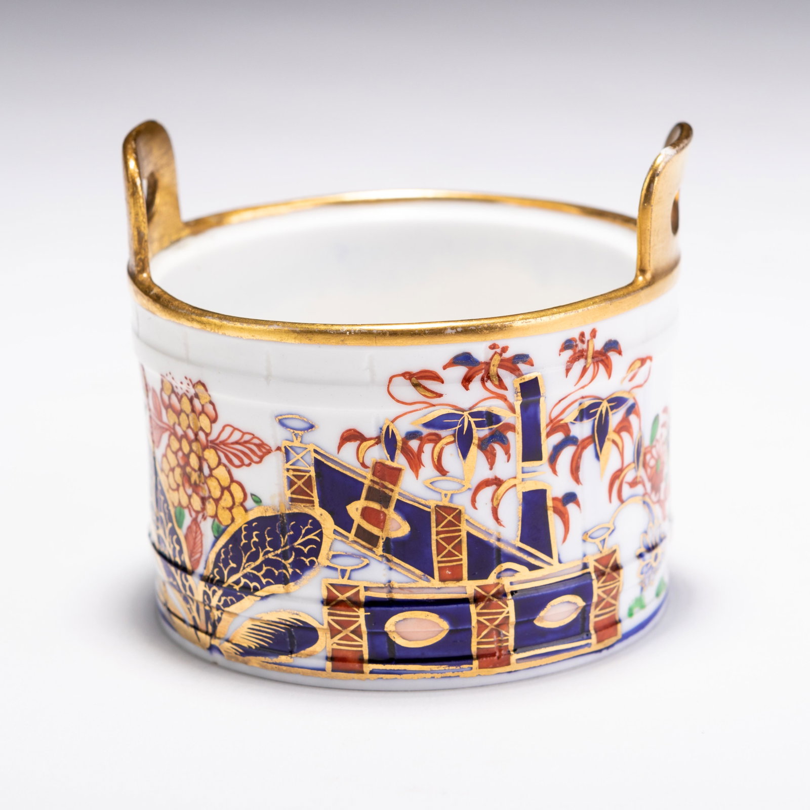 Georgian Spode Imari Porcelain Cellar Early 19th Century: MEASURING APPROX 6 X 5.5CM HIGH. Please follow us on Instagram to stay updated with our current and future auctions: @albinus_auctions. Study all photographs carefully to get an accurate representatio