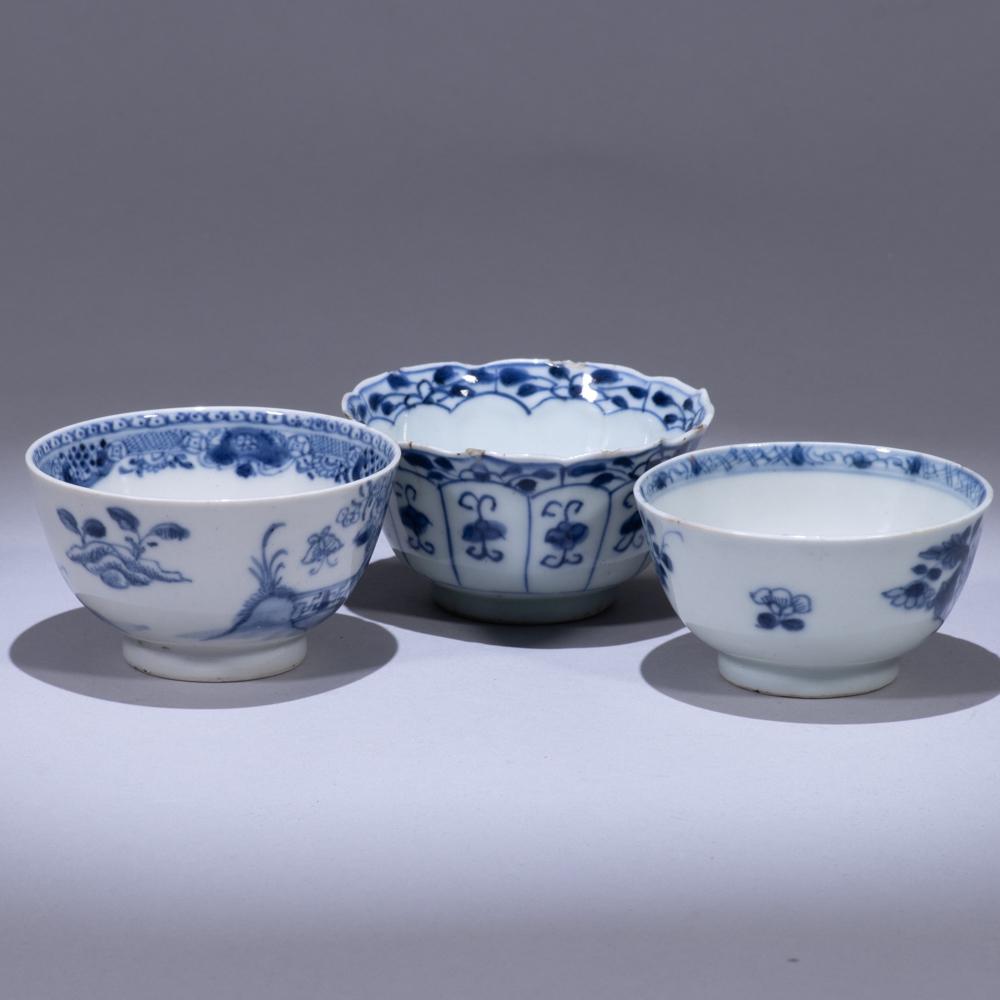 Chinese 18th Century Blue & White Porcelain Tea Bowls (1 of 16)