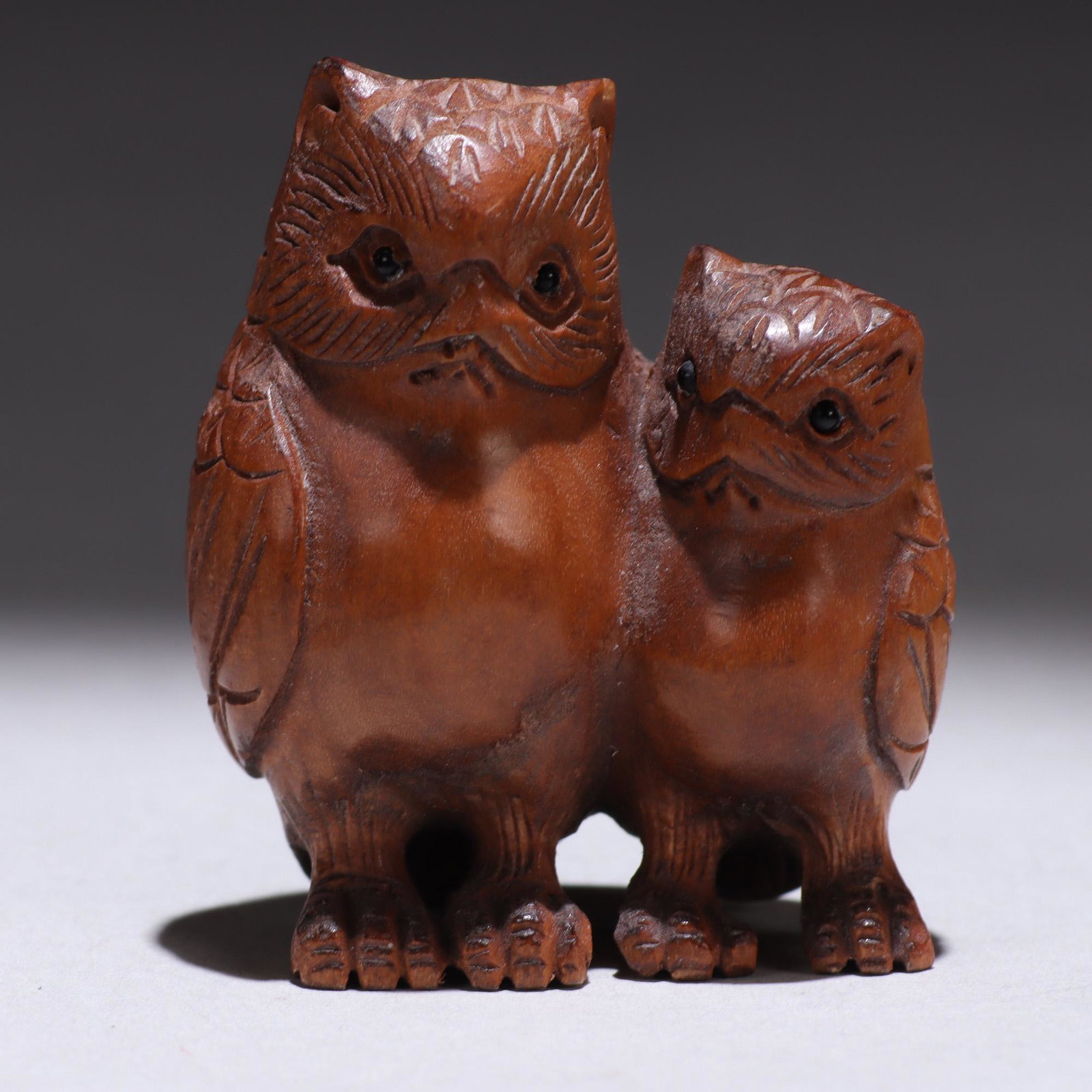 Japanese Boxwood Netsuke of Owls: MEASURING APPROX 4 X 3.8CM. Please study all photographs carefully to get an accurate representation of the item. Please message us for information on dimensions/condition report. We offer in-house sh