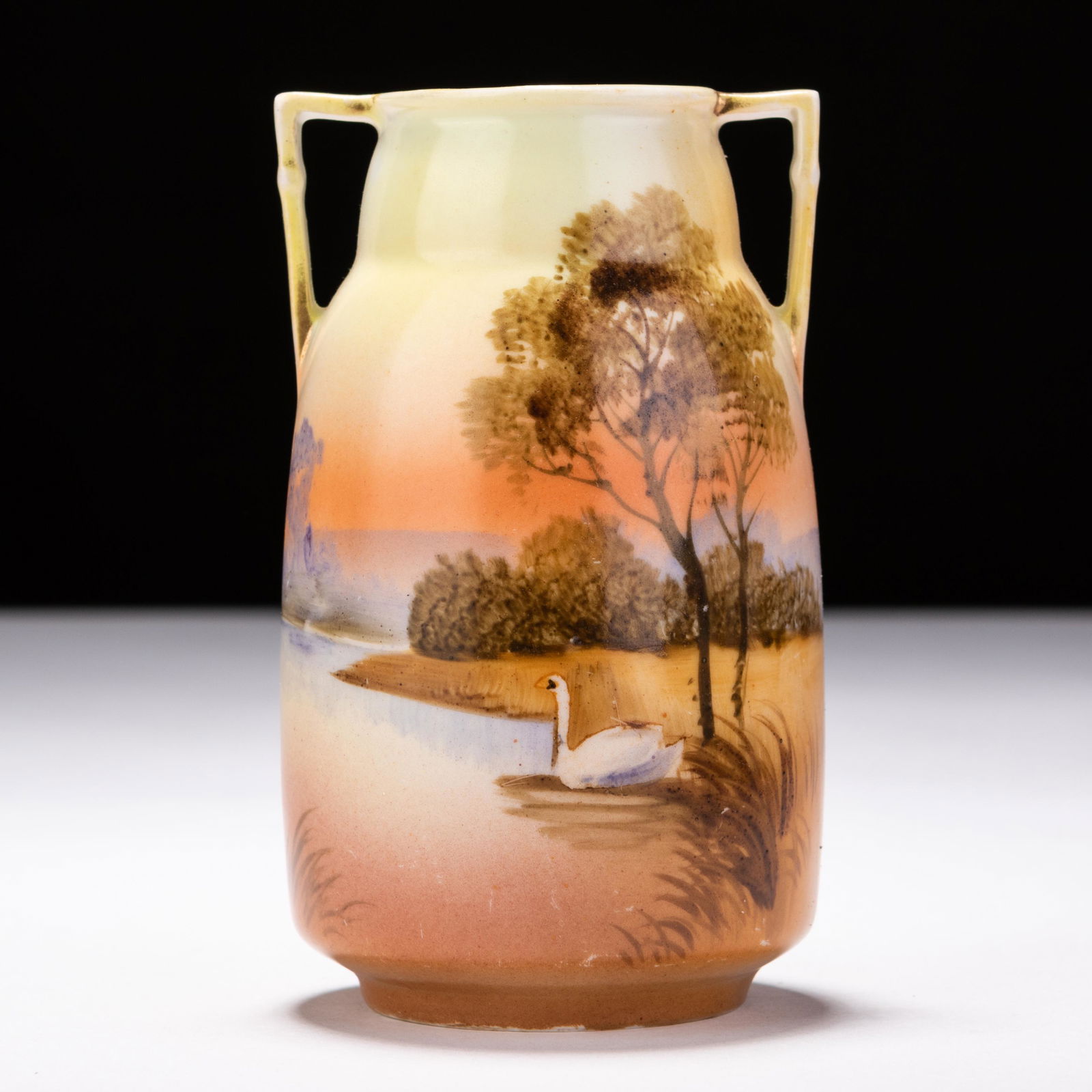 Art Deco Signed Noritake Japanese Porcelain Sunset Vase: MEASURES APPROX 6.5 X 11CM HIGH. Please follow us on Instagram to stay updated with our current and future auctions: @albinus_auctions. Study all photographs carefully to get an accurate representatio