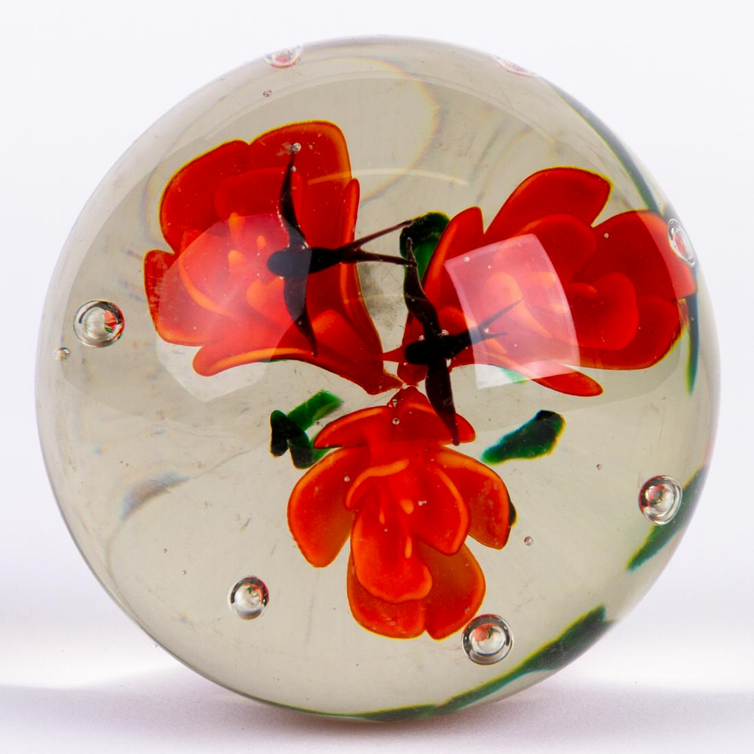 Murano Venetian Designer Glass Paperweight (1 of 5)