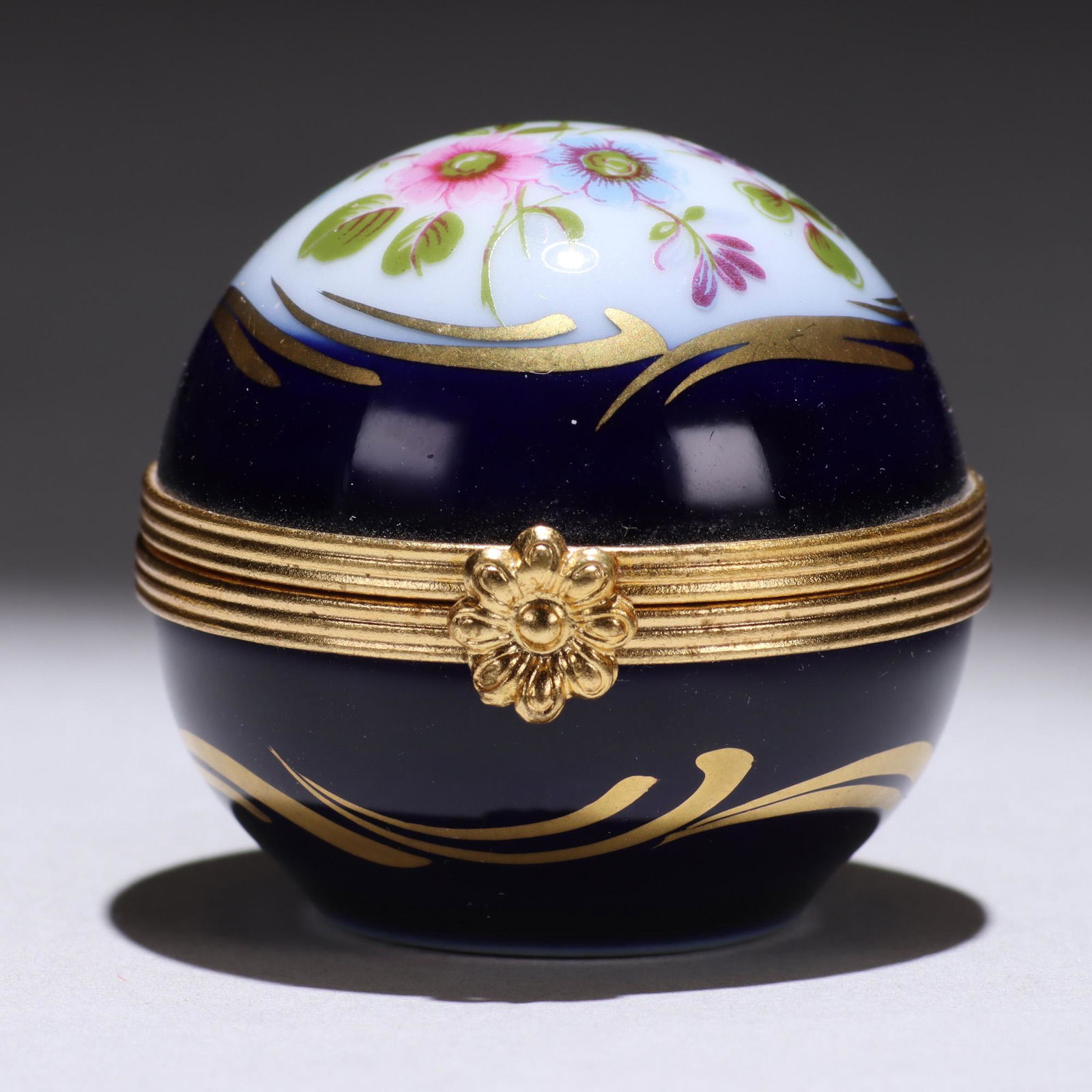 Limoges Fine Porcelain Scent Bottle Box (1 of 11)