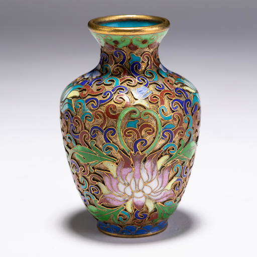 Chinese Cloisonne Miniature Bronze Vase 19th Century Nov 26, 2022